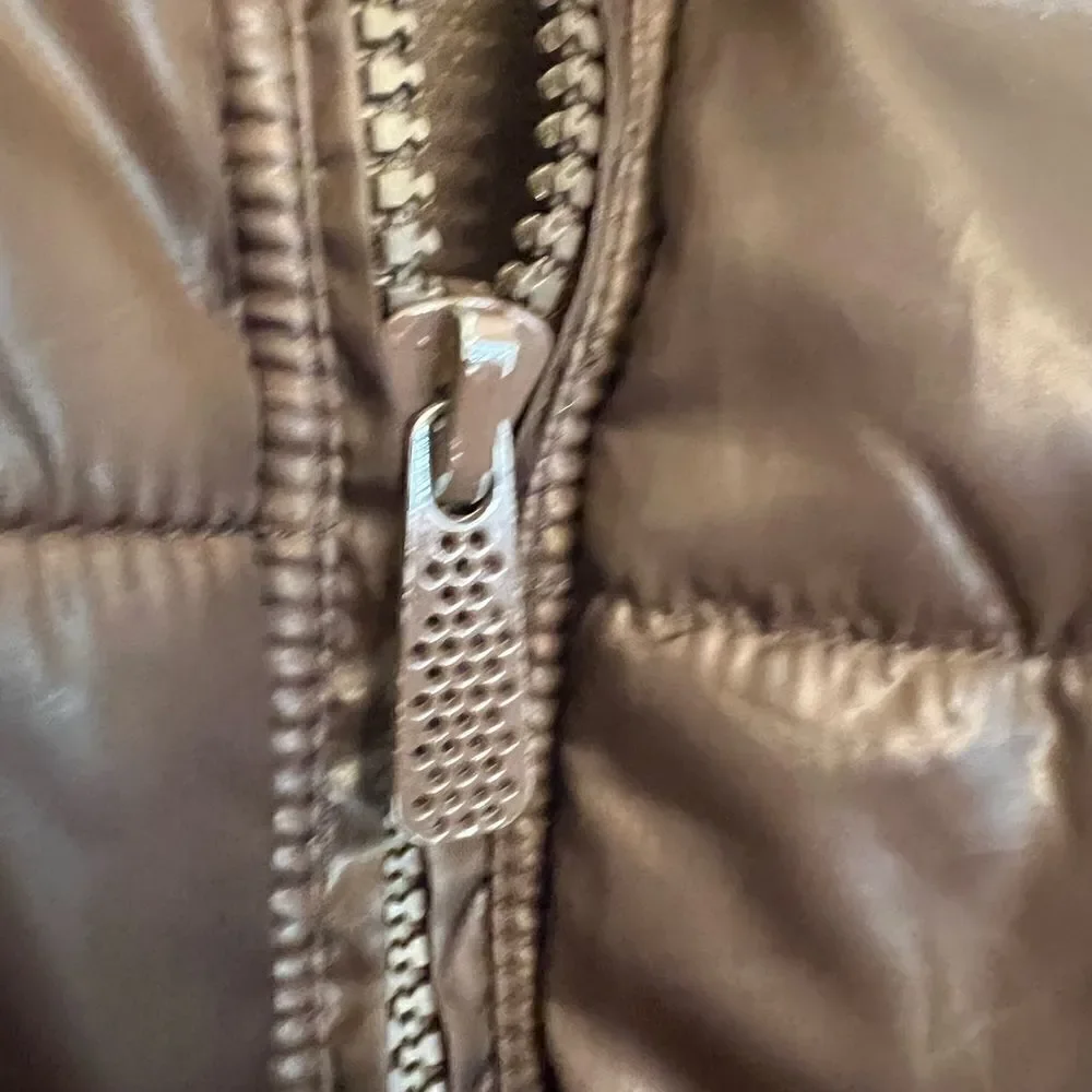 Men’s Franky Max 1991 slim fit outdoor vest.  Size 2XL.